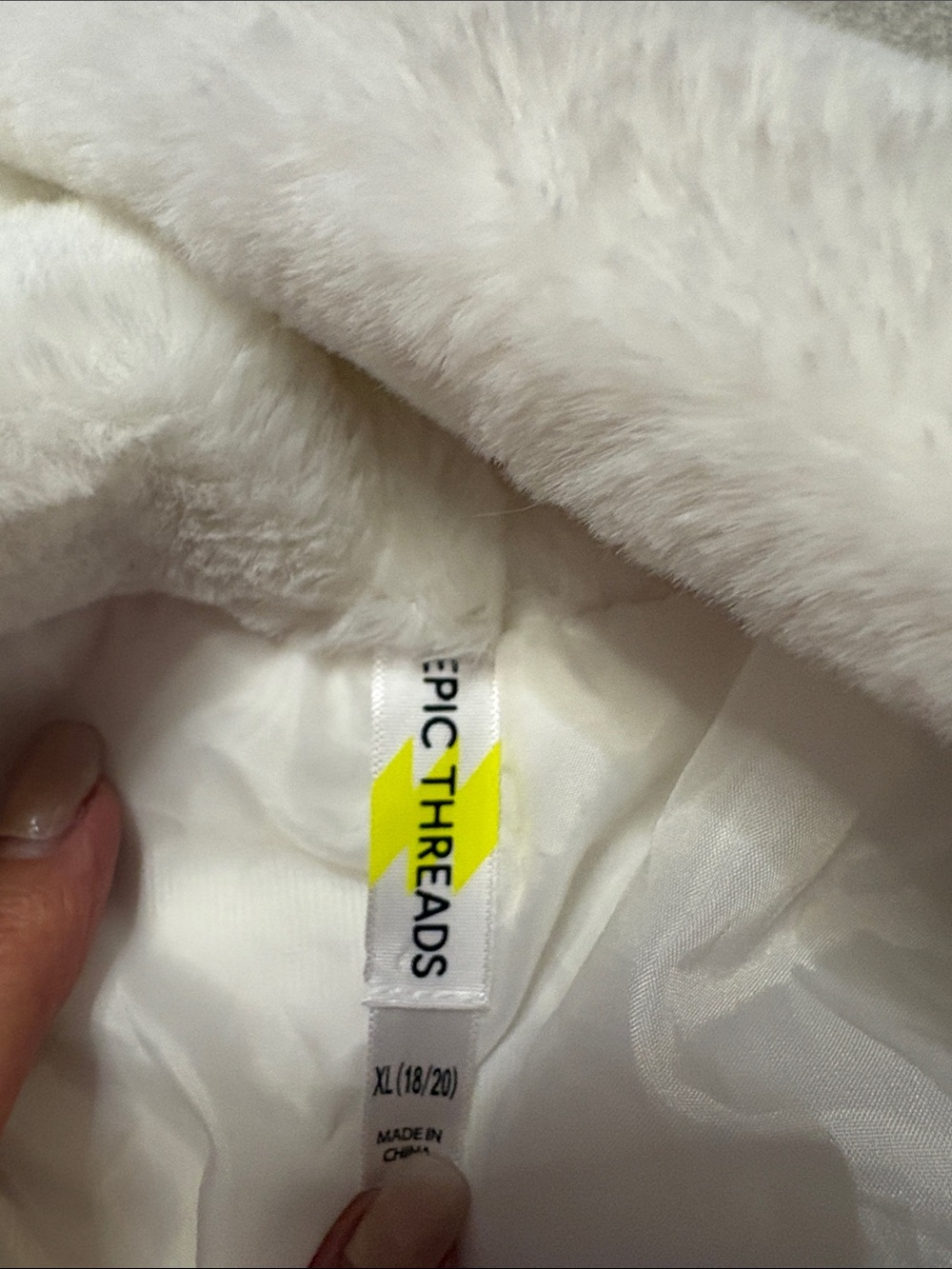 Epic Threads - Picture 3 of 3